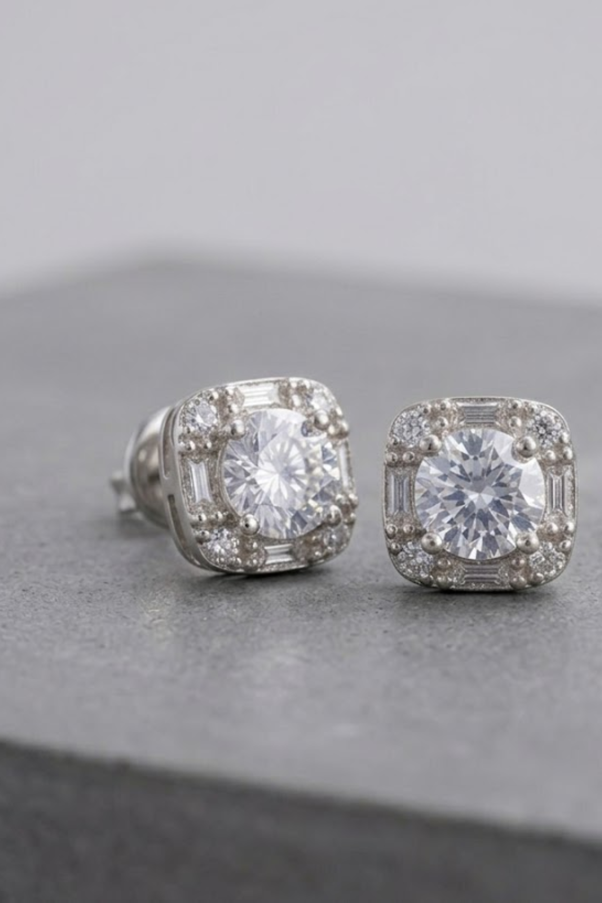 Lumière Cushion Studs