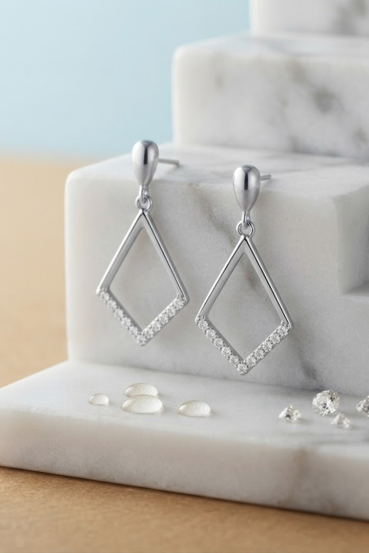Lumière Diamond Drop Earrings