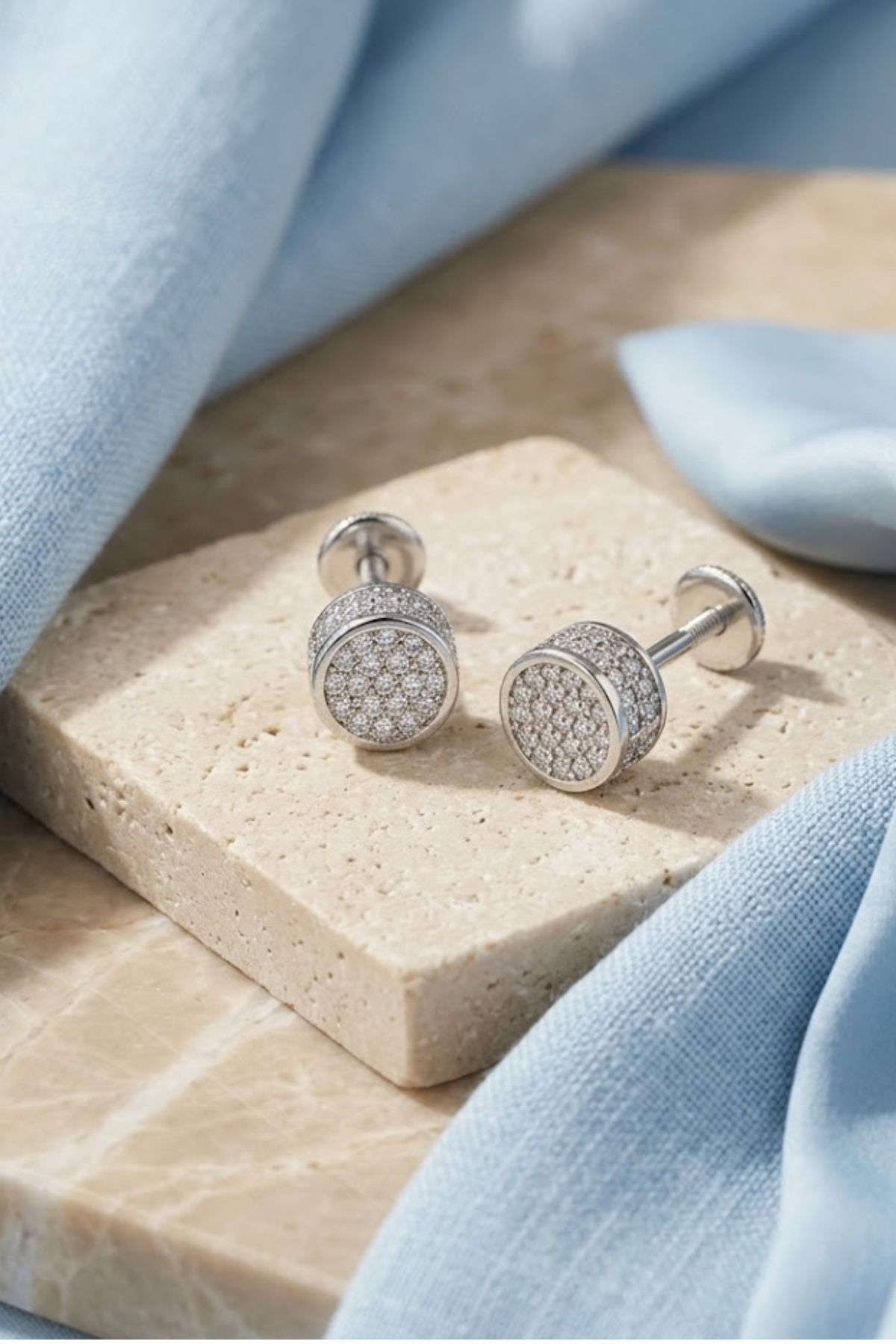 Lumière Pavé Studs