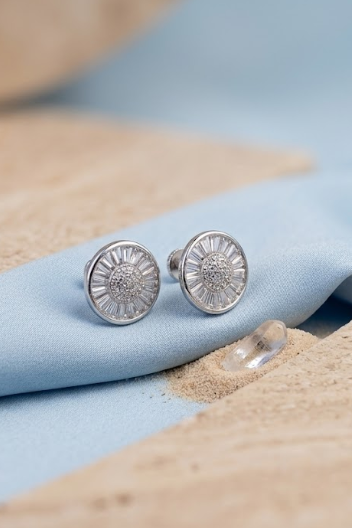 Radiance Halo Studs