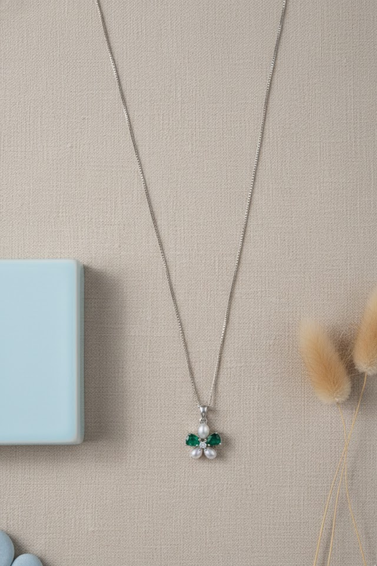 Silver Emerald Green & Pearl Flower Necklace | 925 Sterling Silver